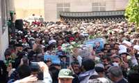 تشییع پیکر دو قاضی شجاع و خدوم بر روی دستان مردم قدرشناس کهگیلویه و بویراحمد 